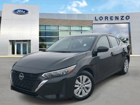 Used 2024 Nissan Sentra S image 1