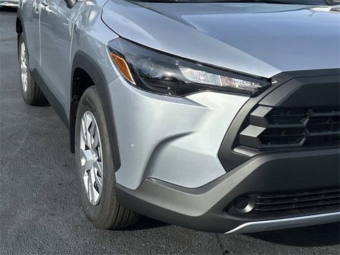 New 2026 Toyota Corolla Cross L image 10
