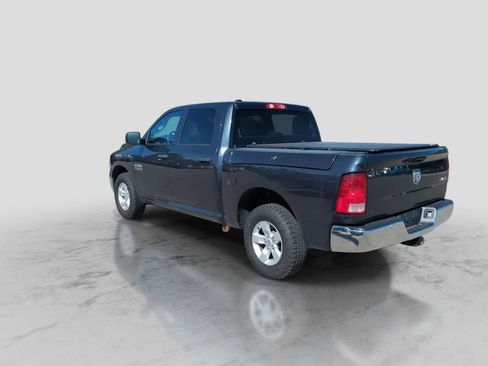 Used 2018 RAM 1500 ST w/ SXT Appearance Group AWD/4WD image 6