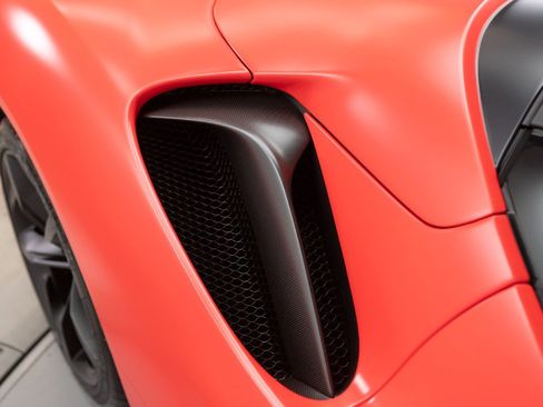 Certified 2022 Ferrari SF90 Spider image 53