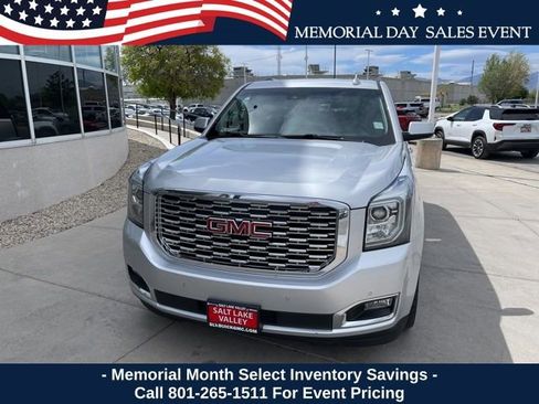 Used 2019 GMC Yukon XL Denali w/ Denali Ultimate Package AWD/4WD image 1