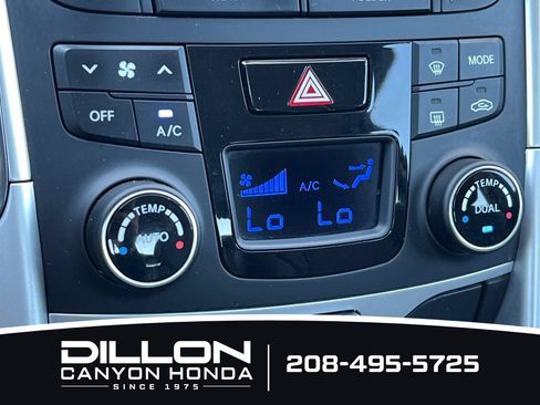 Used 2015 Hyundai Sonata Hybrid FWD image 19