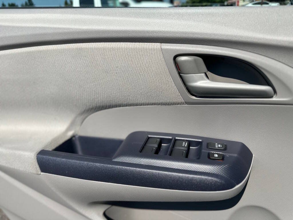 Used 2010 Honda Insight LX image 12