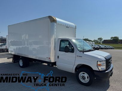New 2023 Ford E-450 and Econoline 450 Super Duty w/ Power Windows & Locks Group