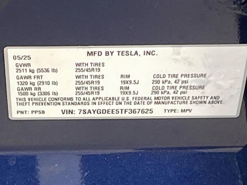 Used 2026 Tesla Model Y Long Range AWD/4WD image 32