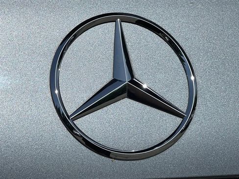 Used 2024 Mercedes-Benz GLS 450 4MATIC image 42