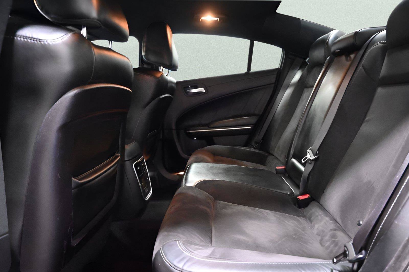 Used 2020 Dodge Charger Scat Pack RWD image 14