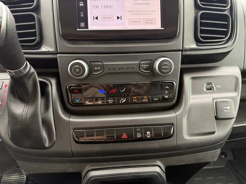 Used 2023 RAM ProMaster 2500 FWD image 13
