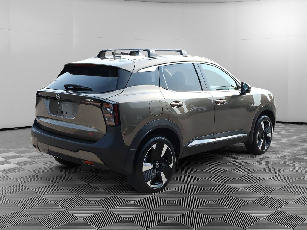 Used 2025 Nissan Kicks SR FWD image 8