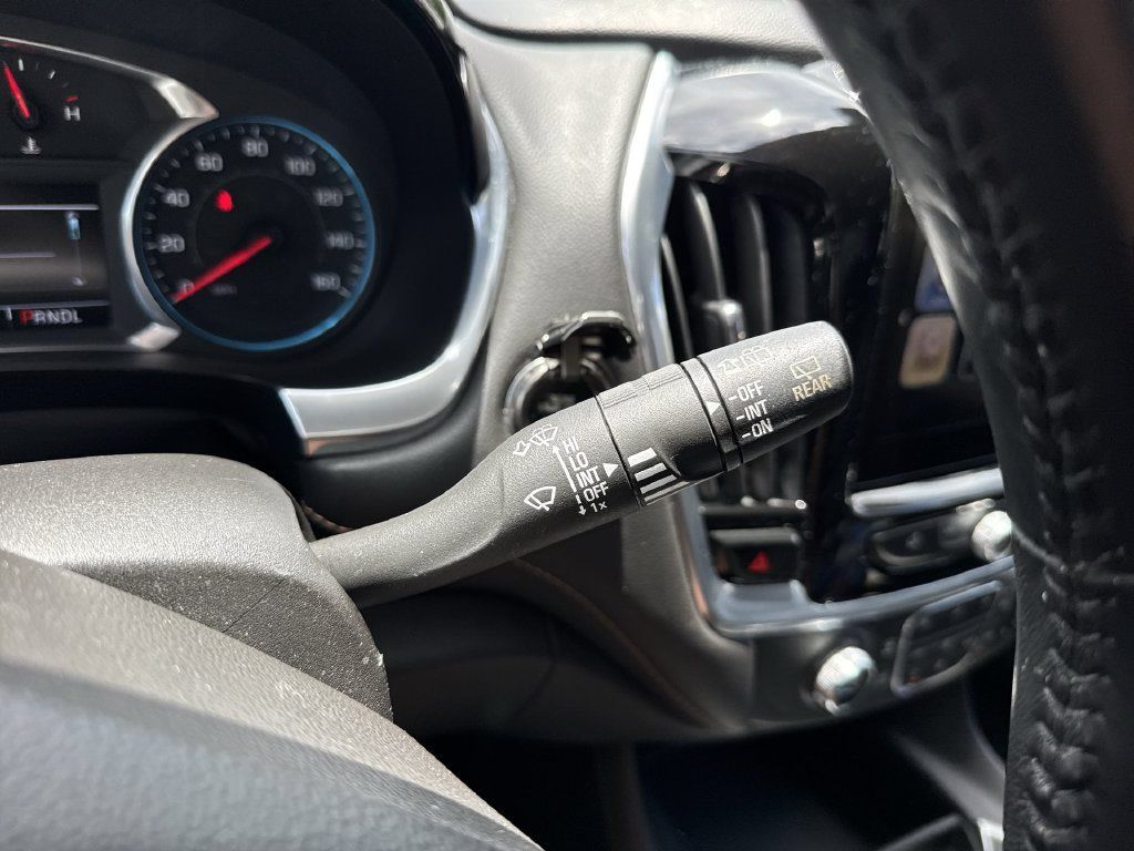 Used 2019 Chevrolet Traverse LT FWD image 55