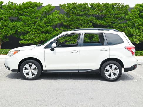 Used 2016 Subaru Forester 2.5i Premium w/ Popular Package #2 AWD/4WD image 4