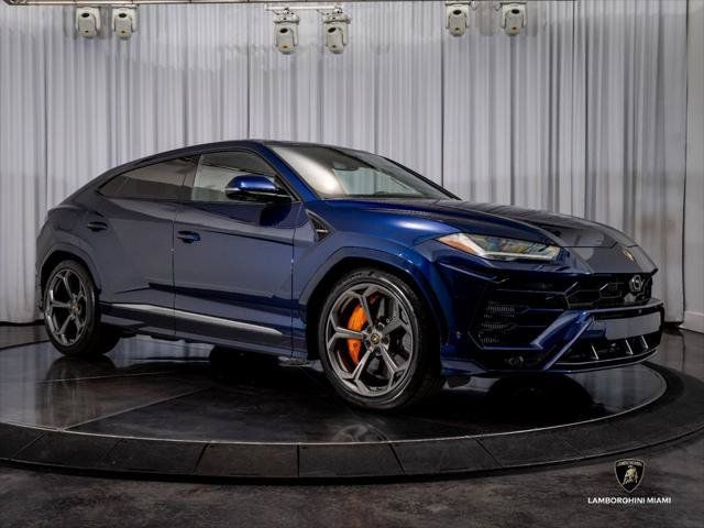 Used 2020 Lamborghini Urus AWD/4WD image 18