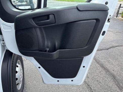 Used 2023 RAM ProMaster 2500 image 40