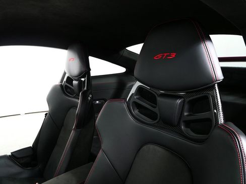Certified 2024 Porsche 911 GT3 image 5