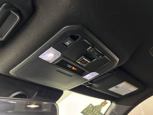 Certified 2025 Toyota 4Runner TRD Off-Road image 25