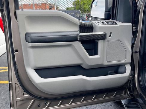 Used 2019 Ford F150 XLT AWD/4WD image 22