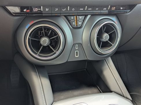 New 2026 Chevrolet Blazer LT w/ LPO, Floor Liner Package FWD image 20