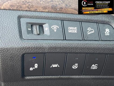 Used 2017 Hyundai Santa Fe FWD w/ SE Ultimate Tech Package 03 image 26
