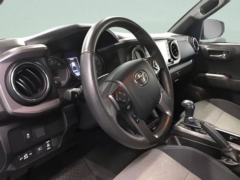 Certified 2023 Toyota Tacoma TRD Sport w/ Technology Package AWD/4WD image 15