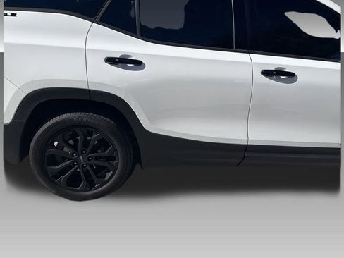 Used 2021 GMC Terrain SLE w/ Driver Convenience Package image 22