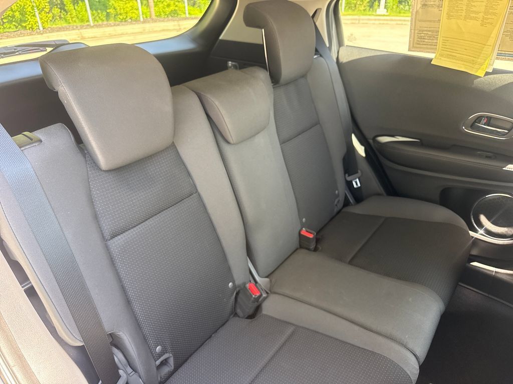 Used 2021 Honda HR-V EX image 34