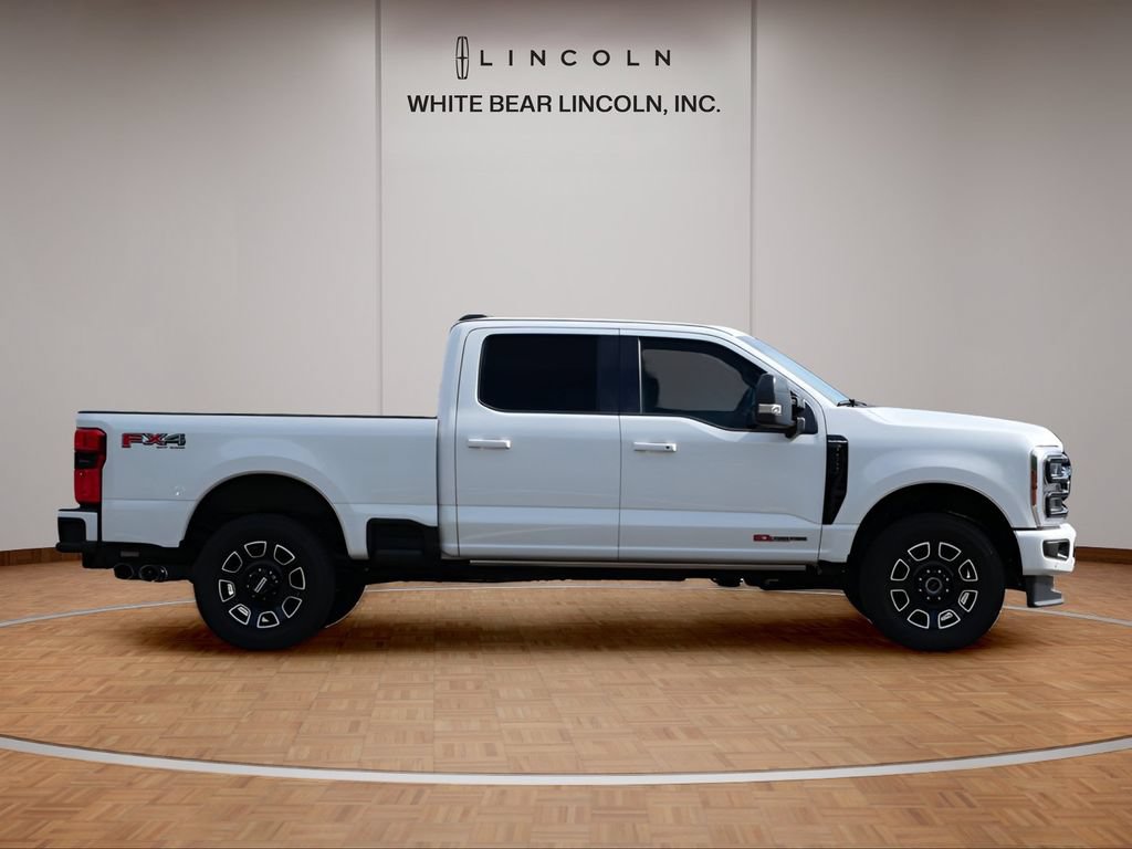 Used 2025 Ford F250 Platinum AWD/4WD image 4