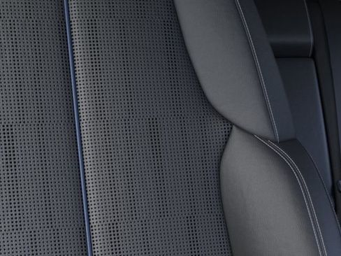 New 2026 Cadillac Lyriq Luxury image 21