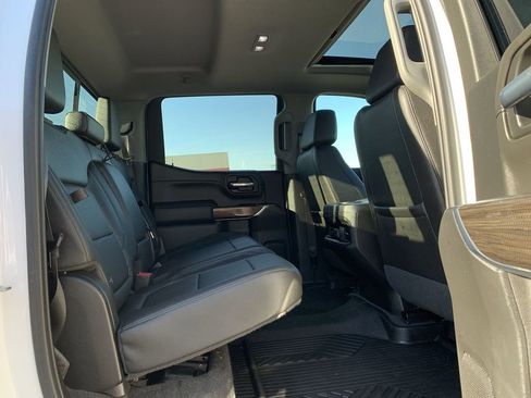 Used 2022 Chevrolet Silverado 1500 LT Trail Boss w/ Convenience Package II image 30