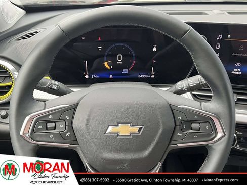 Certified 2024 Chevrolet Trax LT w/ Driver Confidence Package FWD image 18