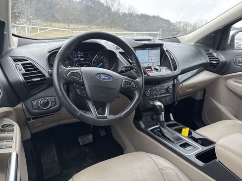 Used 2017 Ford Escape Titanium AWD/4WD image 13