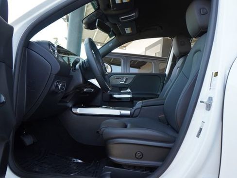 Used 2026 Mercedes-Benz GLB 250 image 19