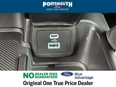 Used 2025 Ford Bronco Badlands image 13