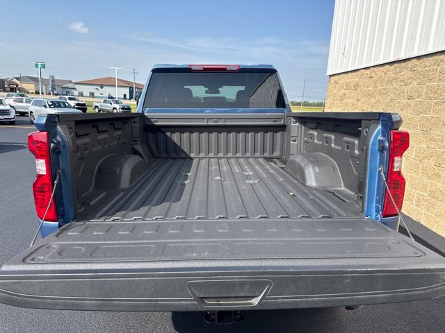 Used 2026 Chevrolet Silverado 2500 Custom w/ Custom Value Package AWD/4WD image 12
