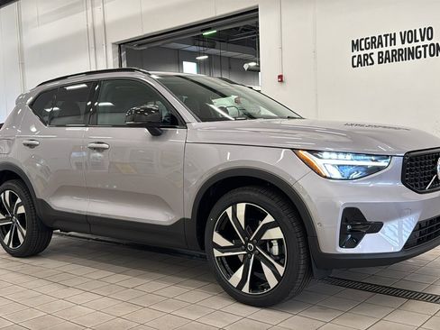 New 2026 Volvo XC40 B5 Plus w/ Climate Package image 3