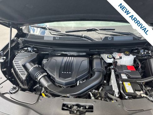 Used 2025 Chevrolet Traverse LT w/ Midnight/Sport Edition AWD/4WD image 30