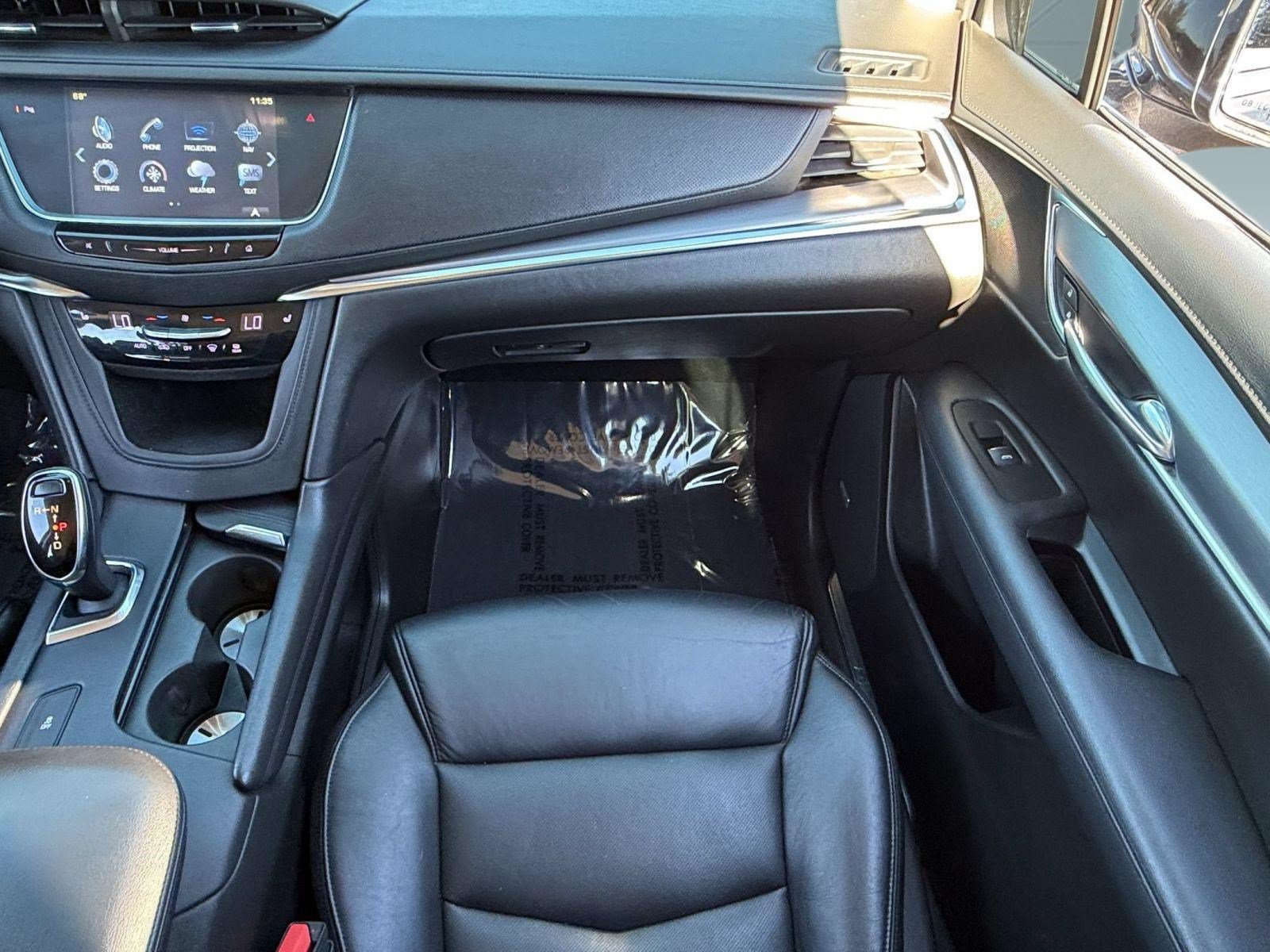 Used 2017 Cadillac XT5 Luxury FWD image 29