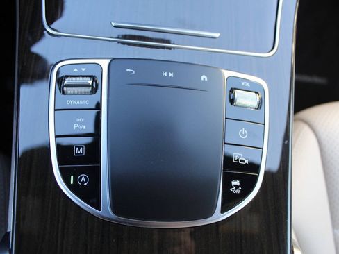 Used 2021 Mercedes-Benz GLC 300 4MATIC Coupe image 13