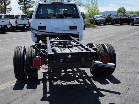 New 2025 Ford F550 4x4 Crew Cab Super Duty image 7