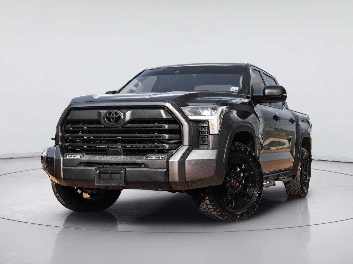 Used 2023 Toyota Tundra SR5 w/ SR5 Convenience Package AWD/4WD image 1