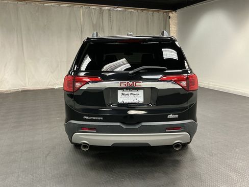 Used 2017 GMC Acadia SLE w/ Driver Alert Package I FWD image 4