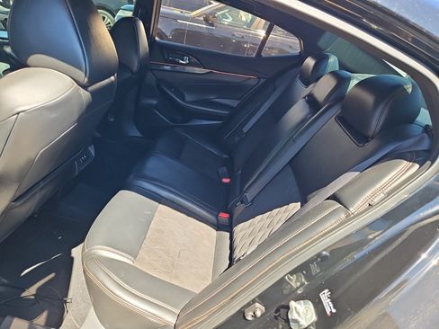 Used 2021 Nissan Maxima SR w/ Sport Mat Group FWD image 14