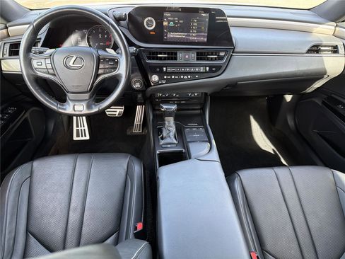 Used 2022 Lexus ES 350 F Sport FWD image 2