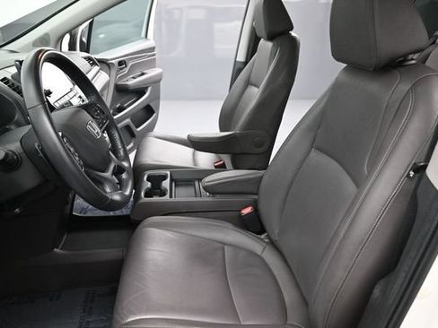 Used 2018 Honda Odyssey EX-L image 18