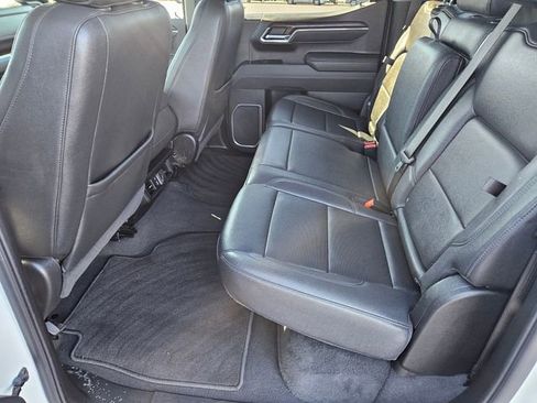 Used 2025 GMC Sierra 1500 SLT AWD/4WD image 19