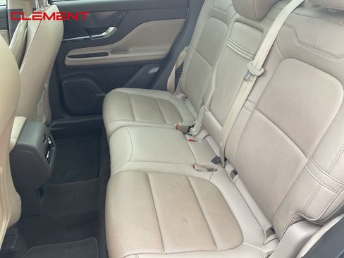 Used 2022 Lincoln Corsair Reserve w/ Elements Package image 22