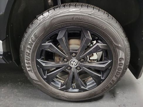 Used 2024 Toyota RAV4 XSE image 10