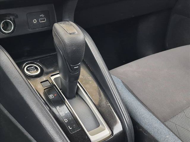Used 2023 Nissan Versa SV FWD image 10