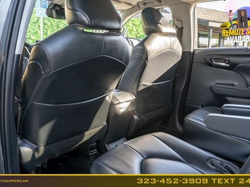 Used 2020 Toyota Highlander XLE image 14