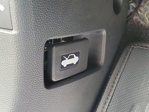 Used 2025 Honda Accord EX-L image 13