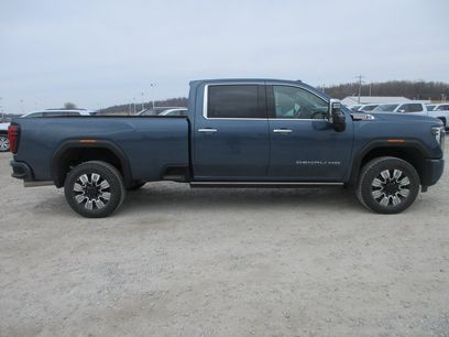 New 2026 GMC Sierra 3500 Denali w/ Denali Reserve Package